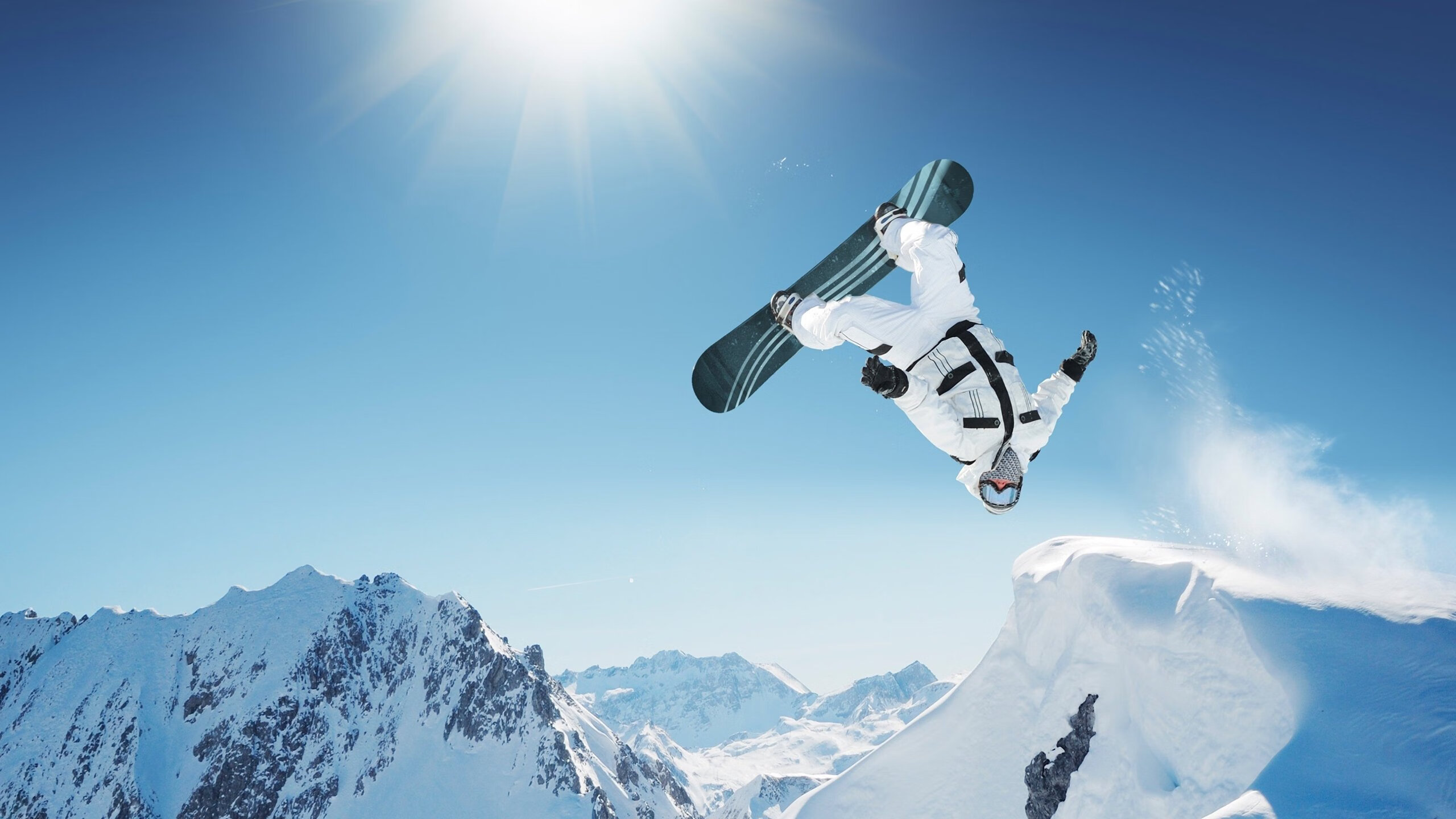 篮球冠军争夺进入高潮